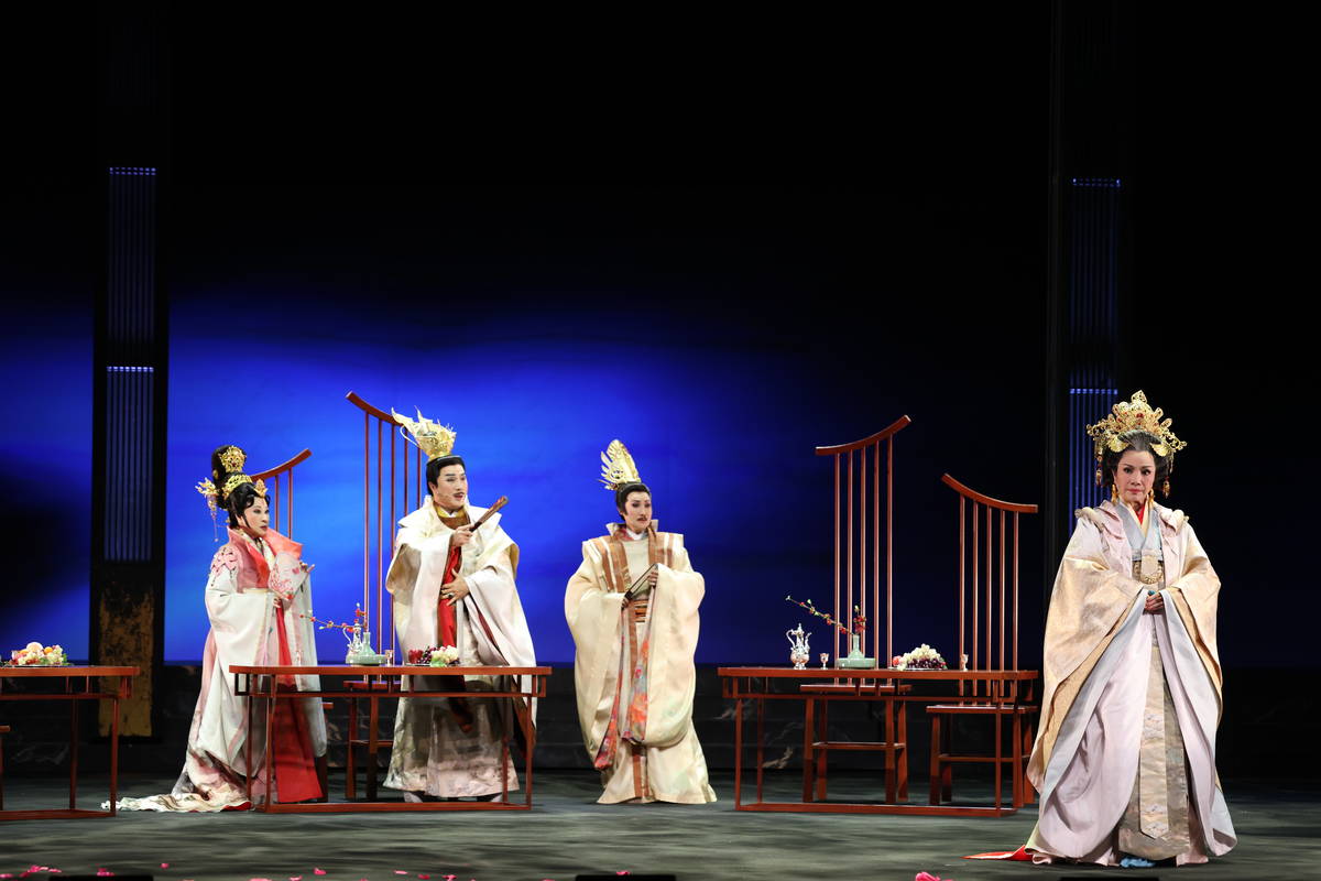 唐美雲歌仔戲團創團25周年推出精緻大戲《冥遊記─帝王之宴》劇照